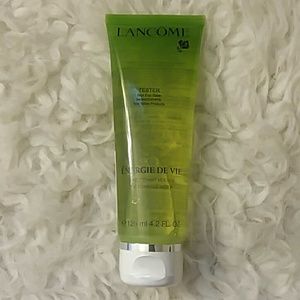 Lancome Energie De Vie cleanser
